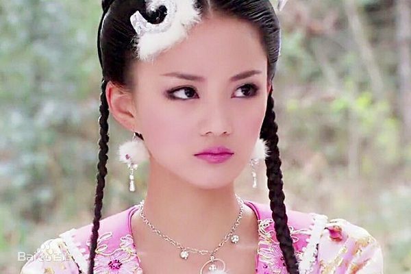 馨子(angel),原名楼安琪,1985年11月30日出生于上海市虹口区,中国影视