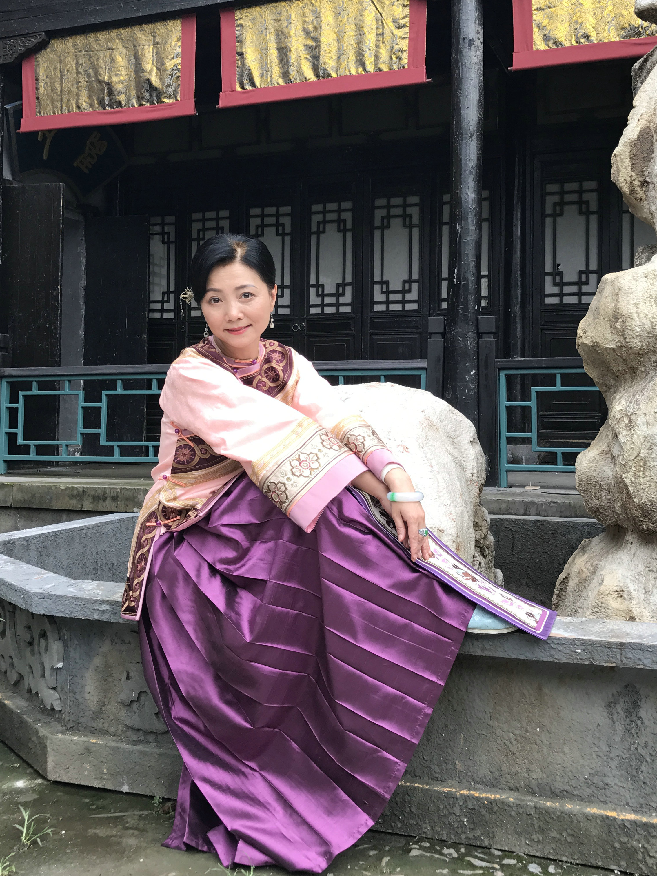 "t45fazyowcer">王红梅,出生于黑龙江省,祖籍上海,中国内地影视女演员