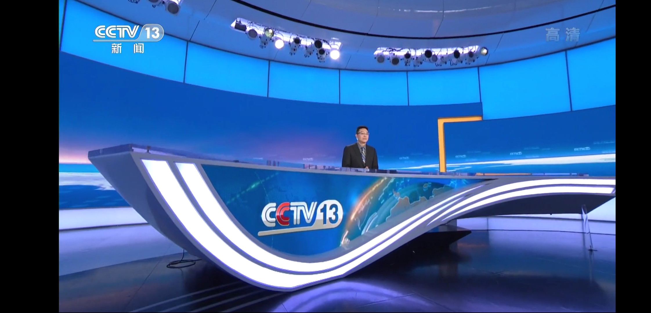  p>《法治在线》是 a target="_blank" href="/item/中央电视台新闻