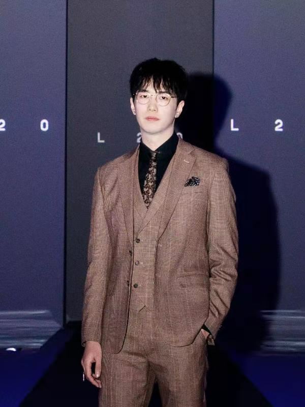 郎东哲