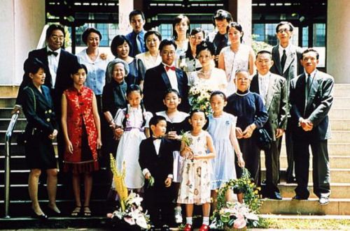 杨德昌《一一》二十年，电影真的延长了人类的三倍_百科TA说