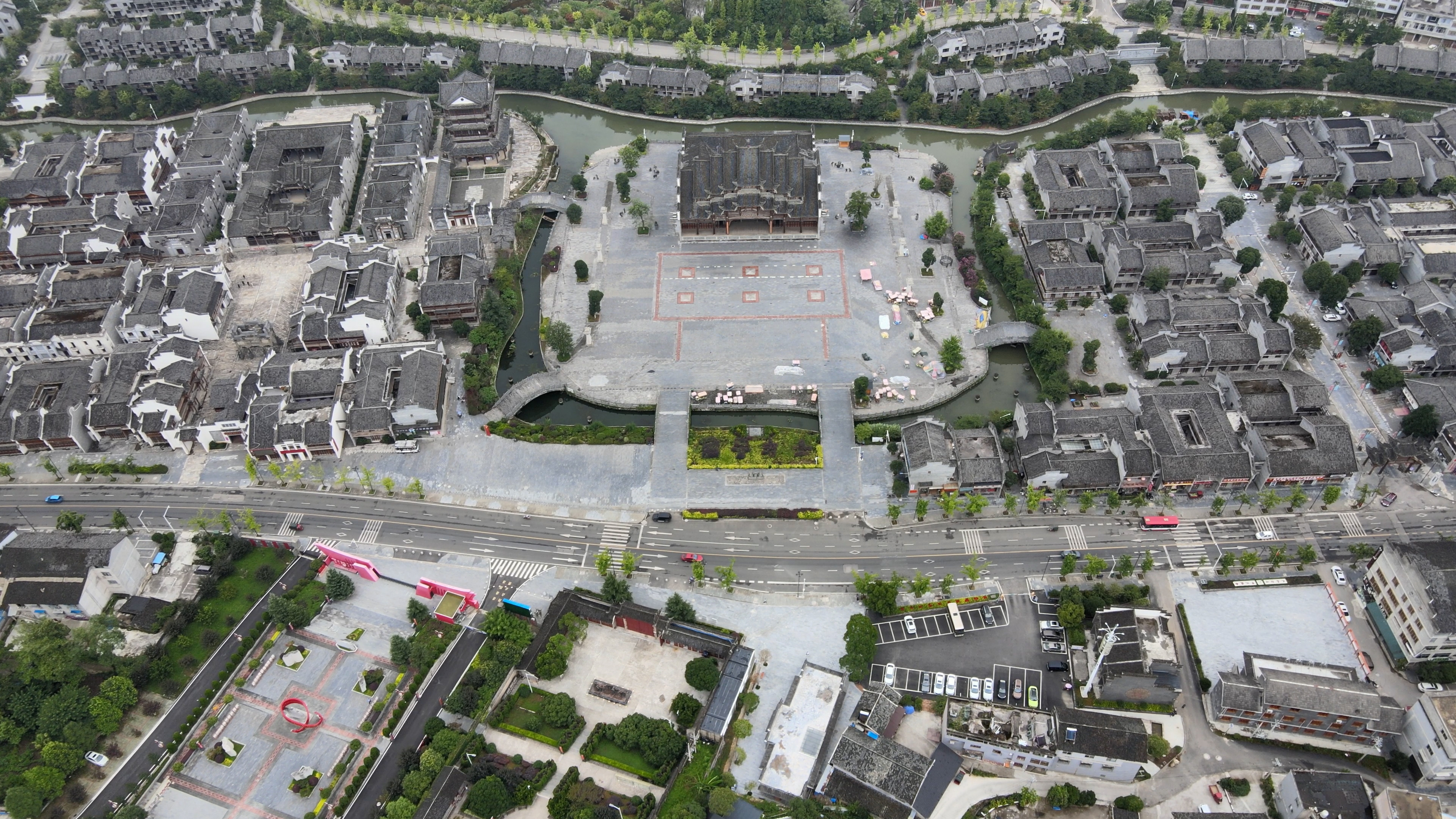 瓮安县草塘千年古邑旅游区