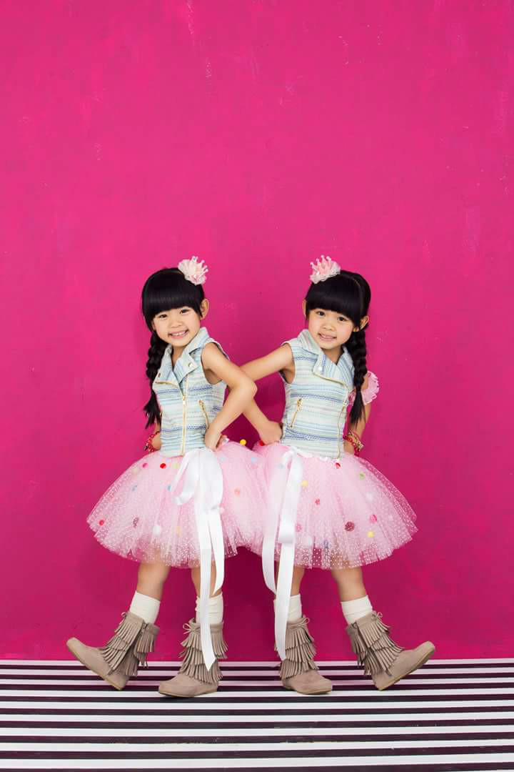  p>台湾双胞胎童星组合 a target="_blank" href="/item/左左右右