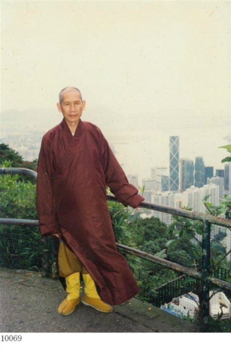  p data-id="go0231h81w">佛源法师(1922年4月