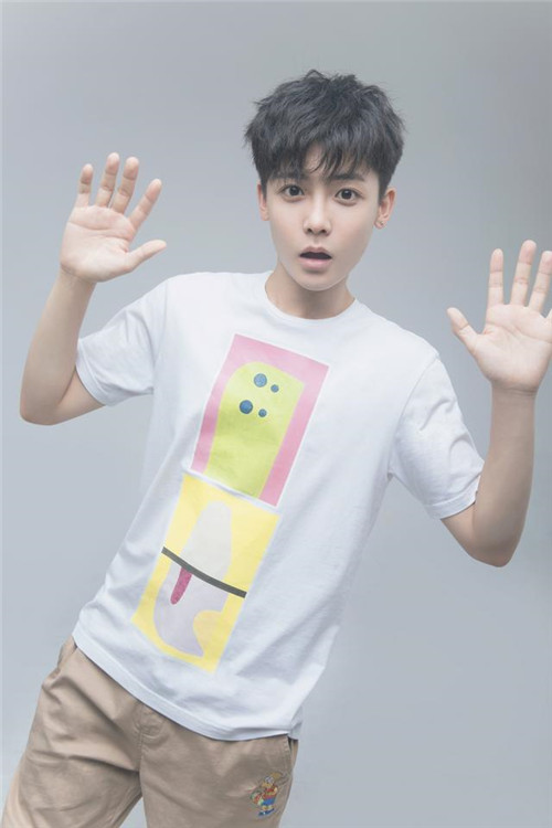 是综艺《 a target="_blank" href="/item/放开我北鼻/18789195"