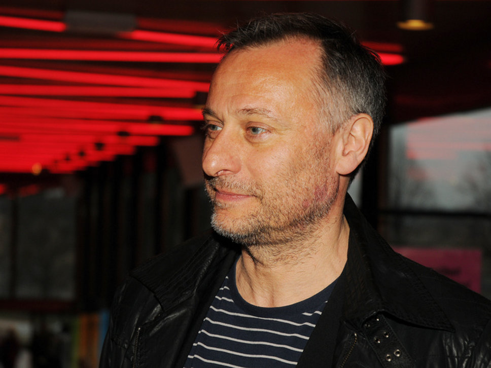  p data-id="gnbkjqp7t1">迈克尔·恩奎斯特 i>(michael nyqvist) /i>