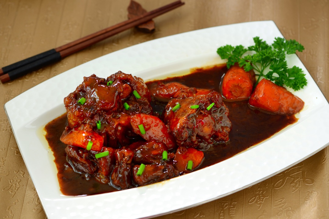 法国红烧牛尾