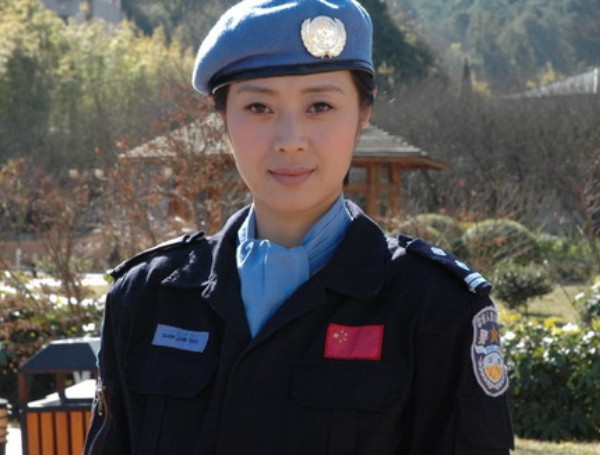 《英雄荣耀》是在南方电视影视频道播出的悬疑剧和 a target="_blank"