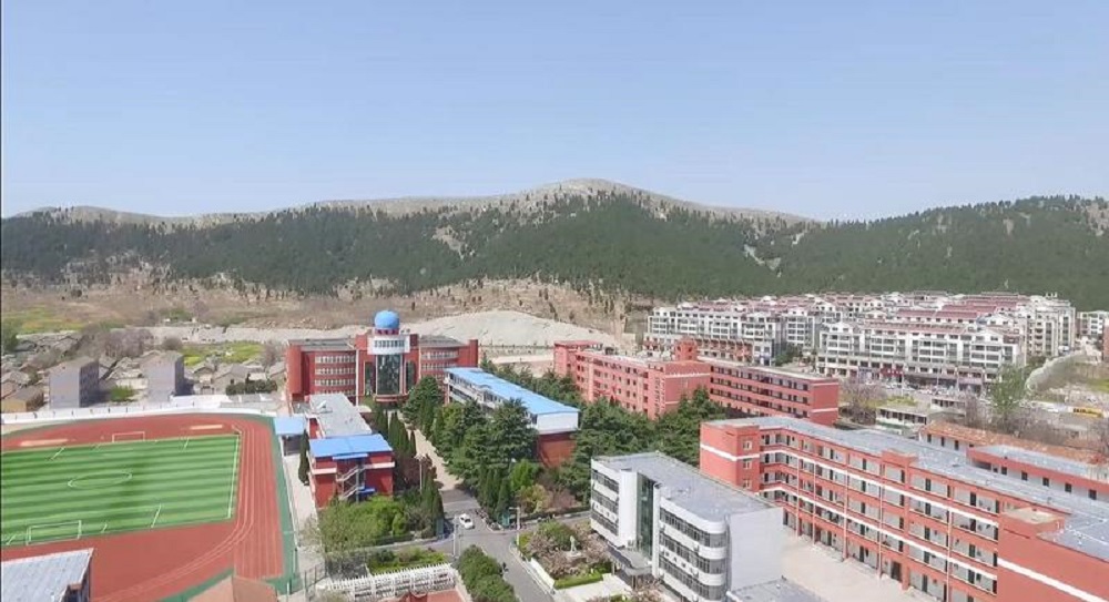  p>安徽省萧城一中,坐落于安徽省 a target="_blank" href="/item