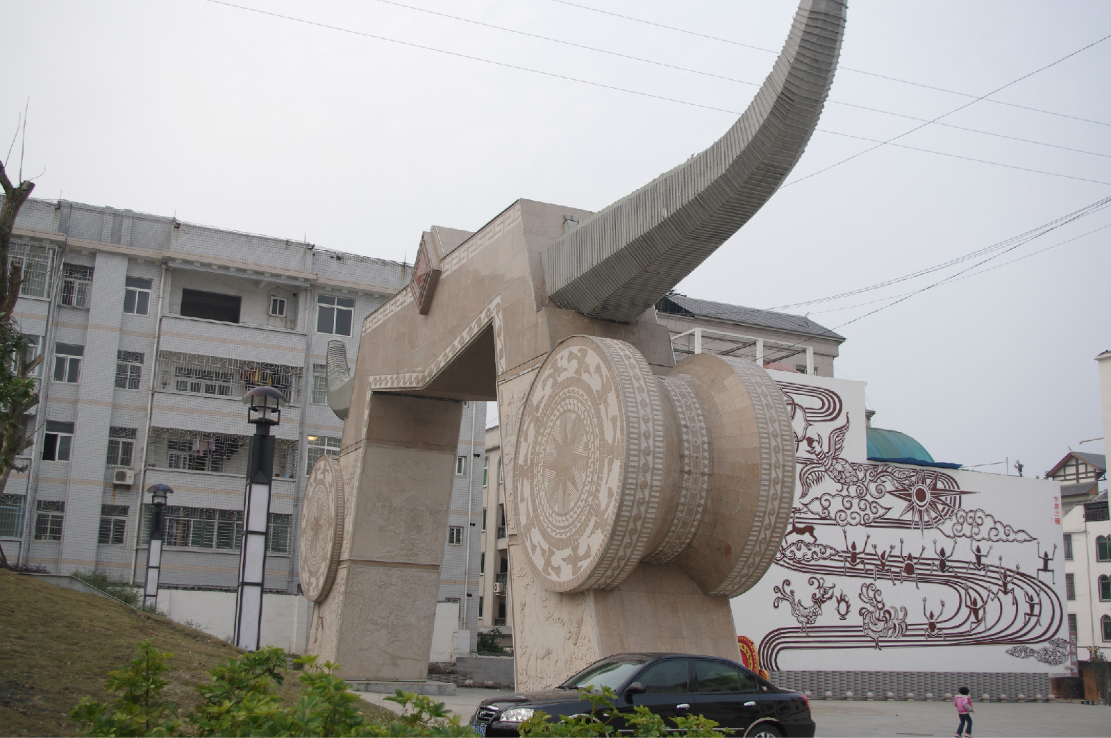  p data-id="syygpi85pfag">铜江公园位于广西南丹县中心城区,始建于