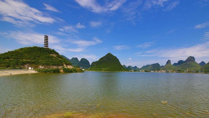  p data-id="gnxbjol7df">葫芦山旅游风景区位于肇庆市 a target="