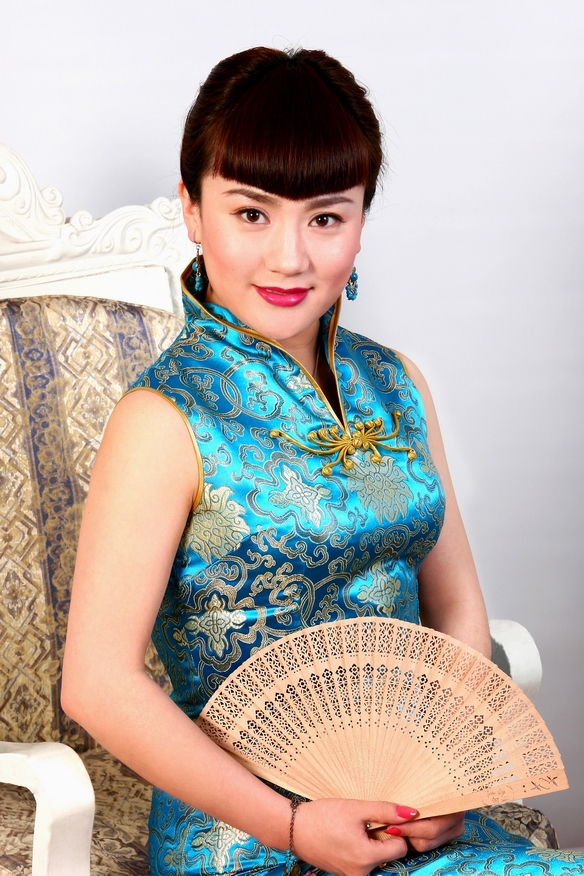 杨菲