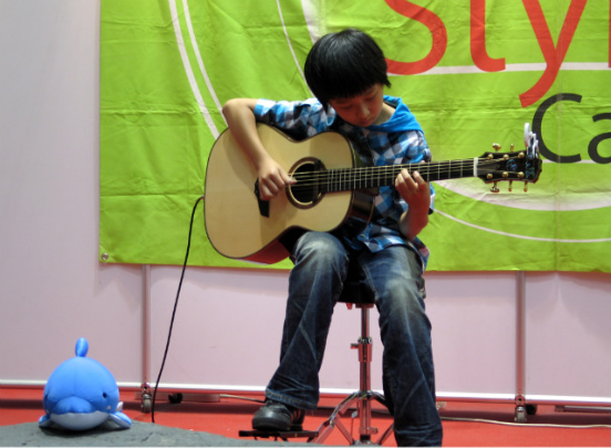  p>郑成河(1996年9月2日),原名郑晟河(2013年12月28日经纪人微博纠正)