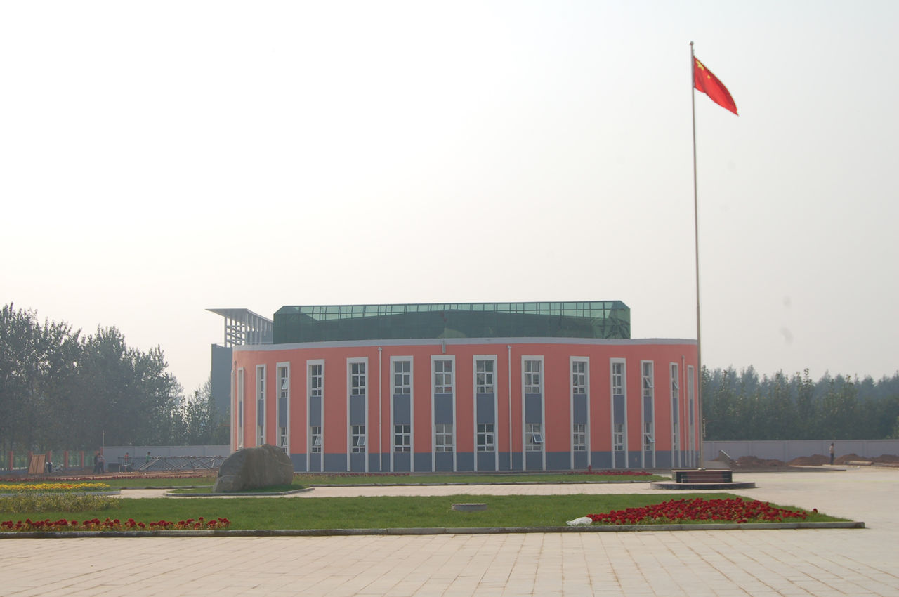  p data-id="2934788">邯郸市肥乡区第三中学是邯郸市肥乡区委,区政府