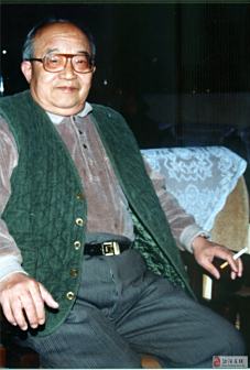<p>著名词作家乔羽