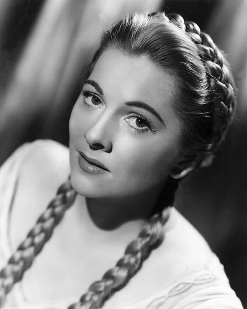 p>琼·芳登(joan fontaine,1917年11月21日—2013年12月15日),出生于
