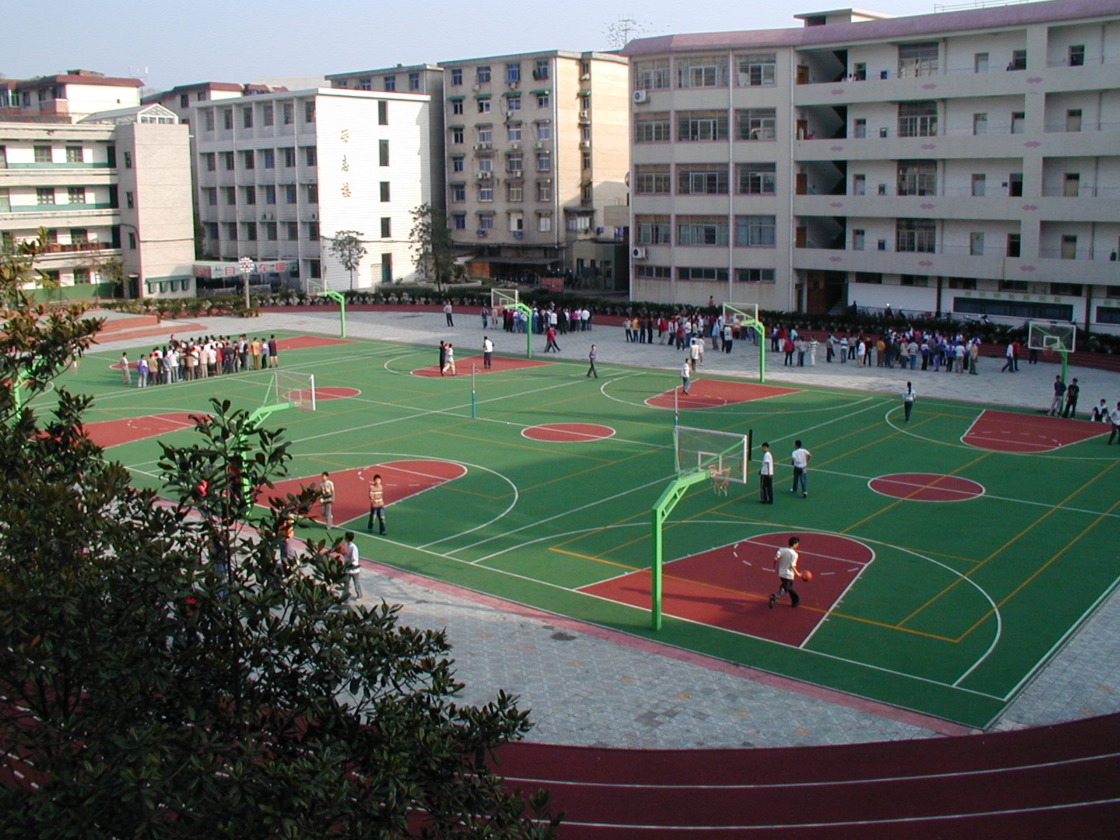 2 high school),简称萍乡二中,萍乡二中创立于1956年8月,是位于萍乡市