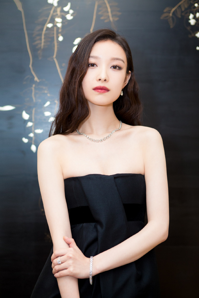 倪妮