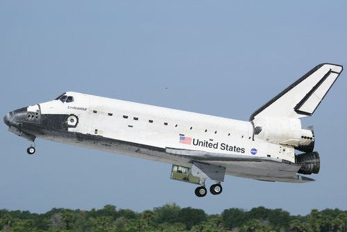 奋进号航天飞机