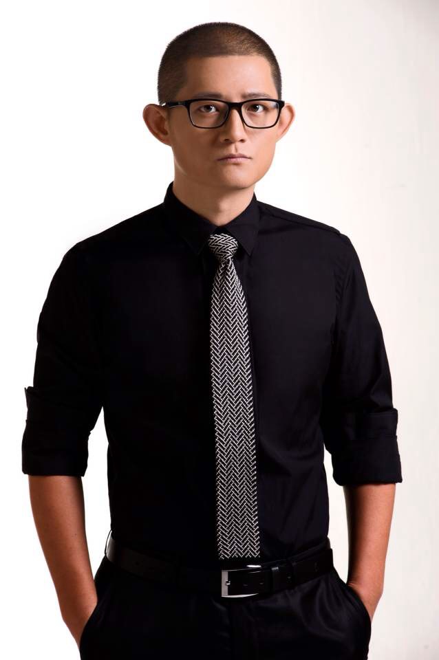  p>刘明辉,1980年1月1日生于中国吉林长春,中国大陆摇滚风格歌手,原创