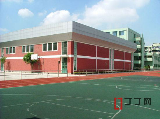 上海市新杨中学