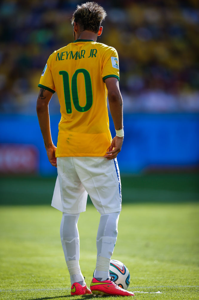  p data-id="gn57i6qhdy">泰霍埃(tehoue),足球运动员,1984年生于法国