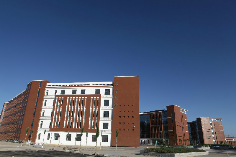  p> a href="#" data-lemmaid="841958">集宁一中 /a>霸王河校区,又称