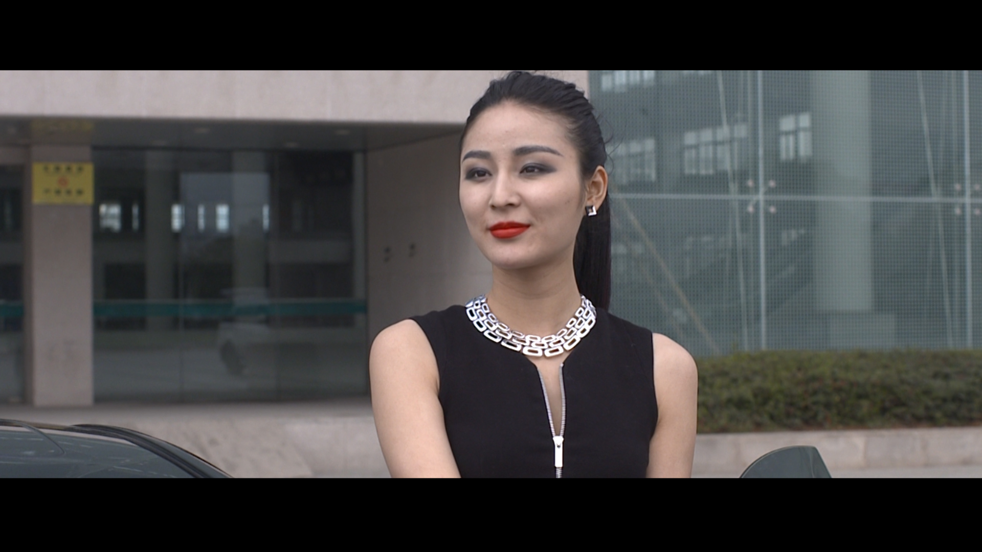 逃出青春逃出你