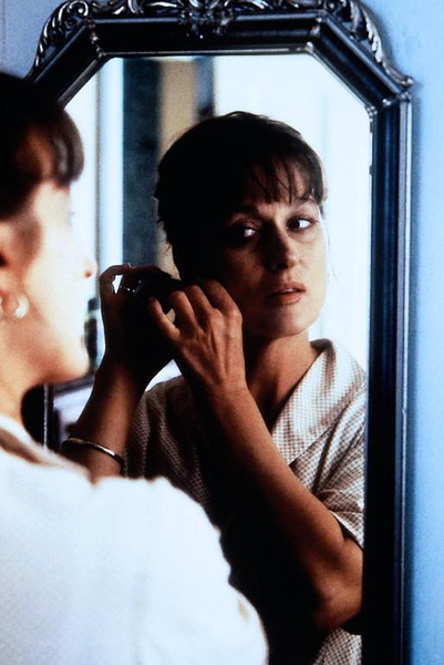 data-lemmaid="59564">廊桥遗梦 /a>》的主角,勤劳善良的家庭主妇