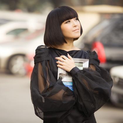  p>《心乱乱》是歌手 a target="_blank" href="/item/崔子格">崔子格