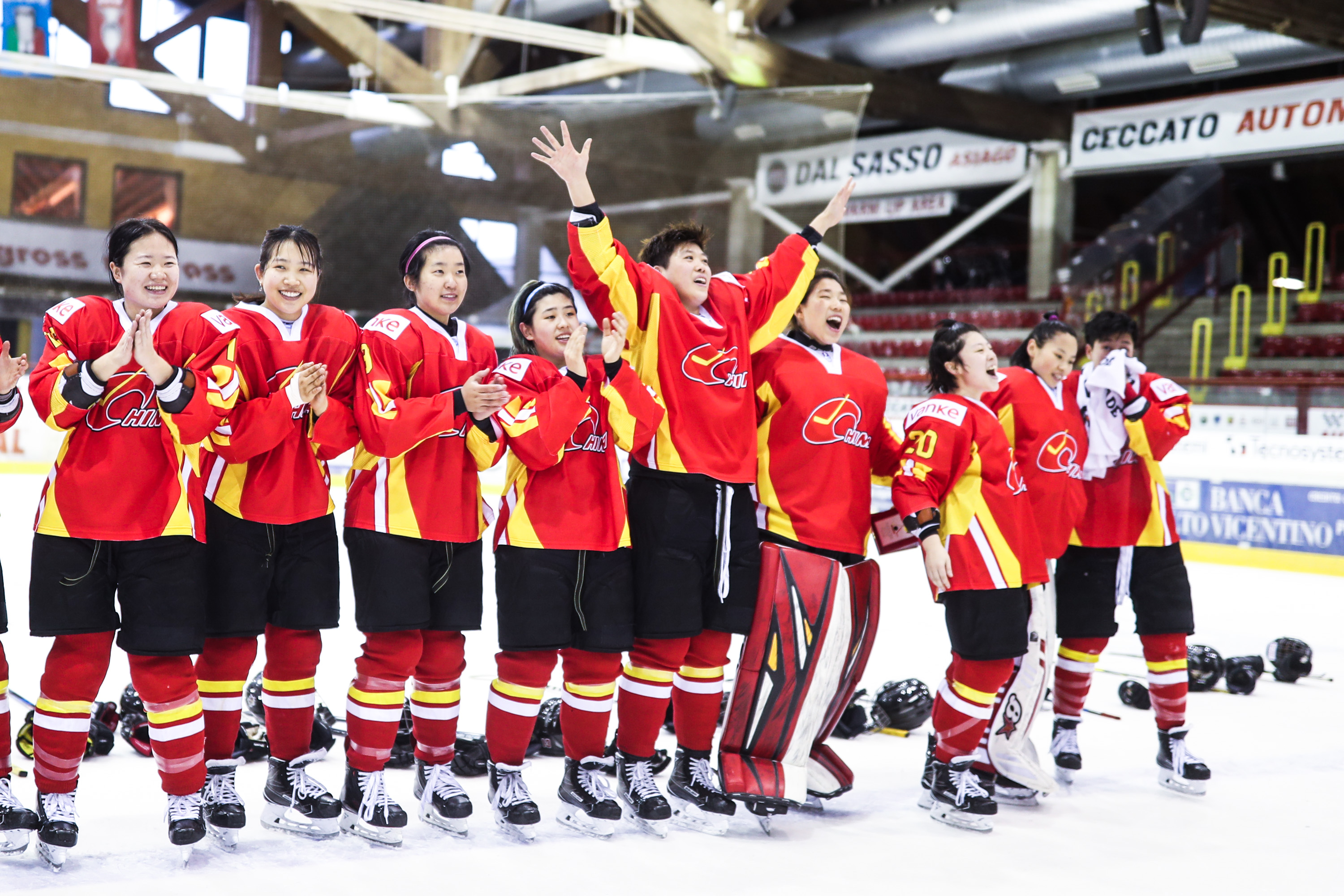  p>中国国家女子冰球队隶属于 a href="#" data-lemmaid="1095185">