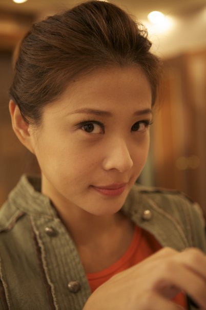  p data-id="gocqjhefgs">李燕,1981年11月20日出生于台湾,毕业于国立