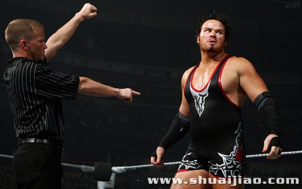  p>凯文·索恩(kevin thorn)是一名职业摔跤手 a target="_blank"