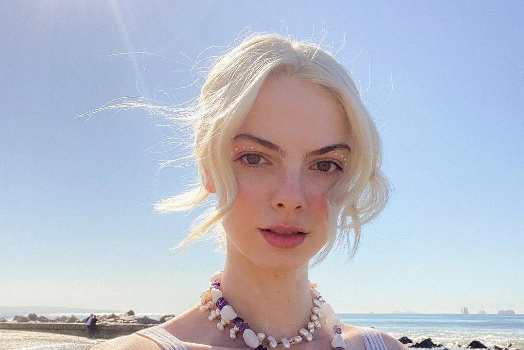 1996年1月26日出生于加拿大,女,演员,代表作品有《绝命47小时》等