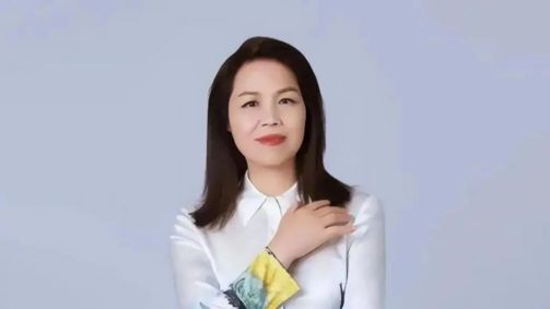 严钰博（巨子生物控股有限公司执行董事兼首席产品官）_百度百科