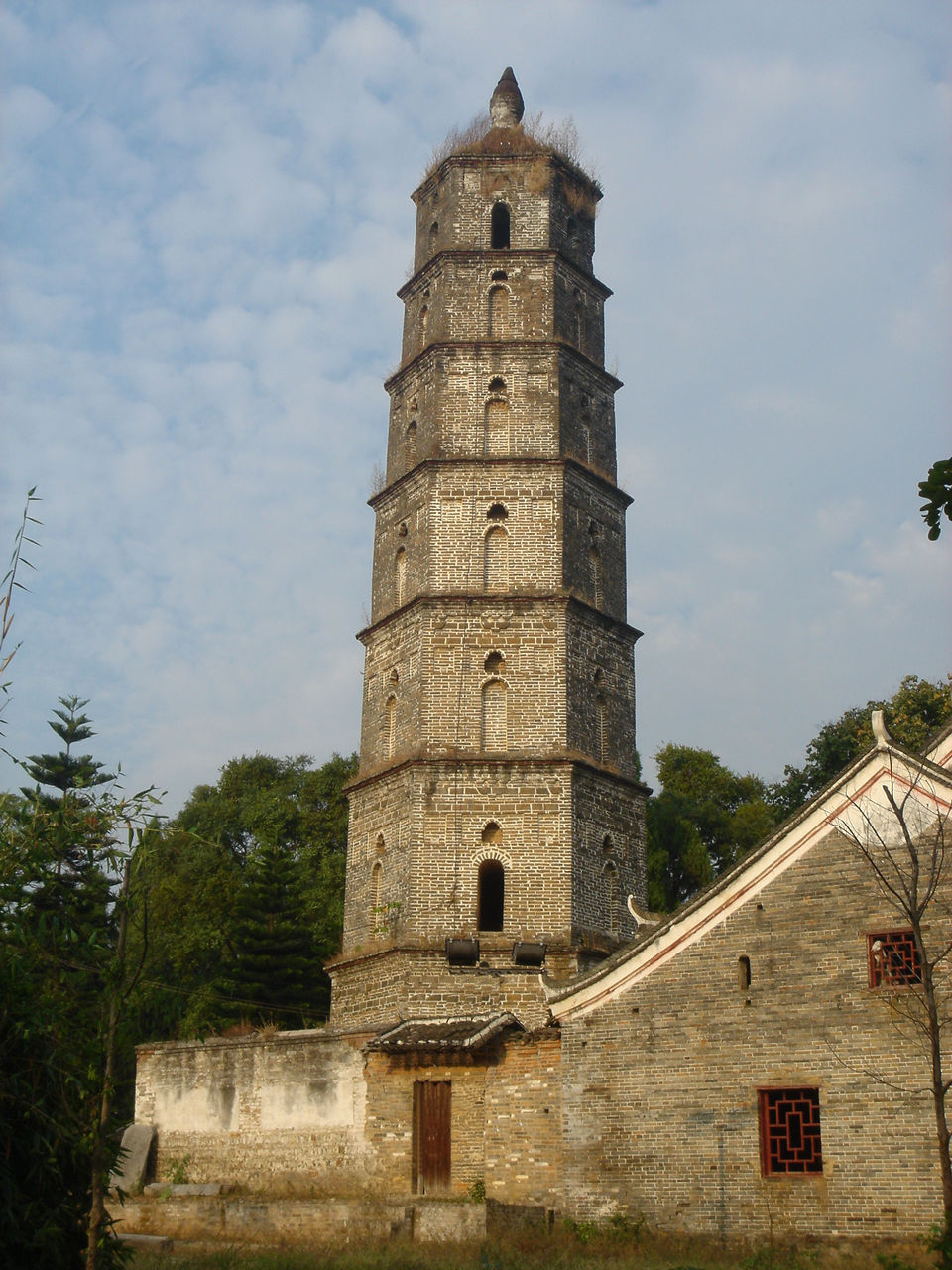 广西富川瑞光塔