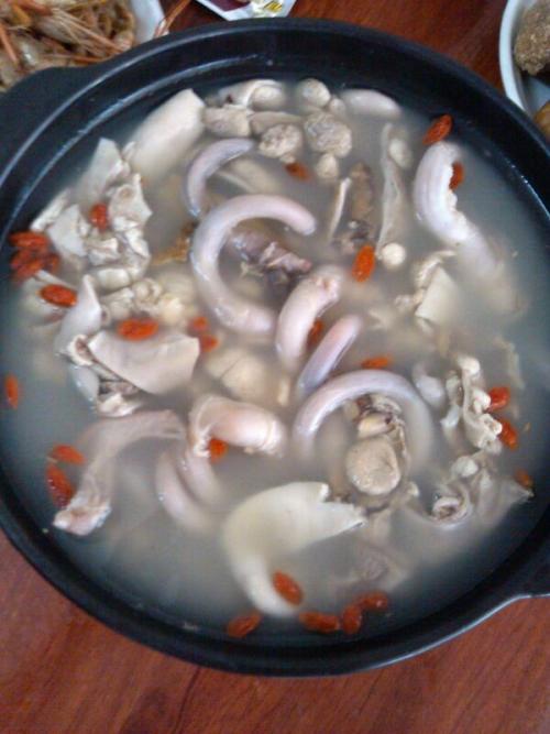 参芪猪蹄胎盘汤