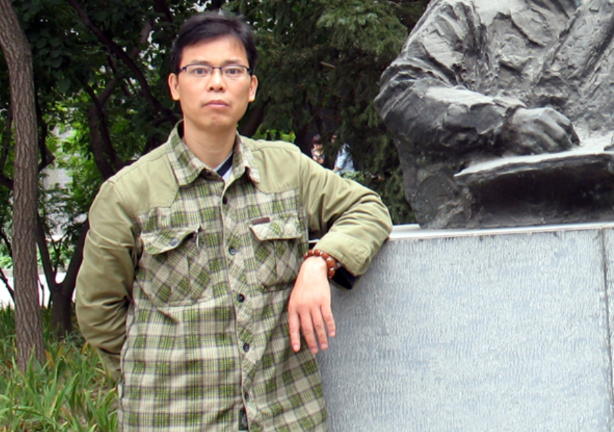  p>吕进成,山东省鄄城县人.