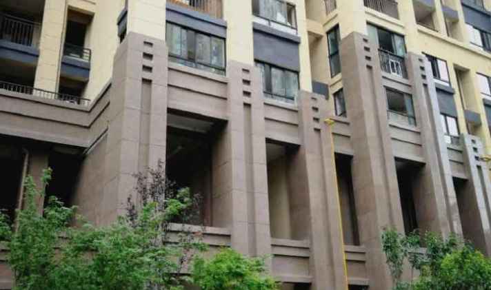  p>阳光城翡丽湾一期位于厦门市翔安新店,由阳光城(厦门)置业有限公司