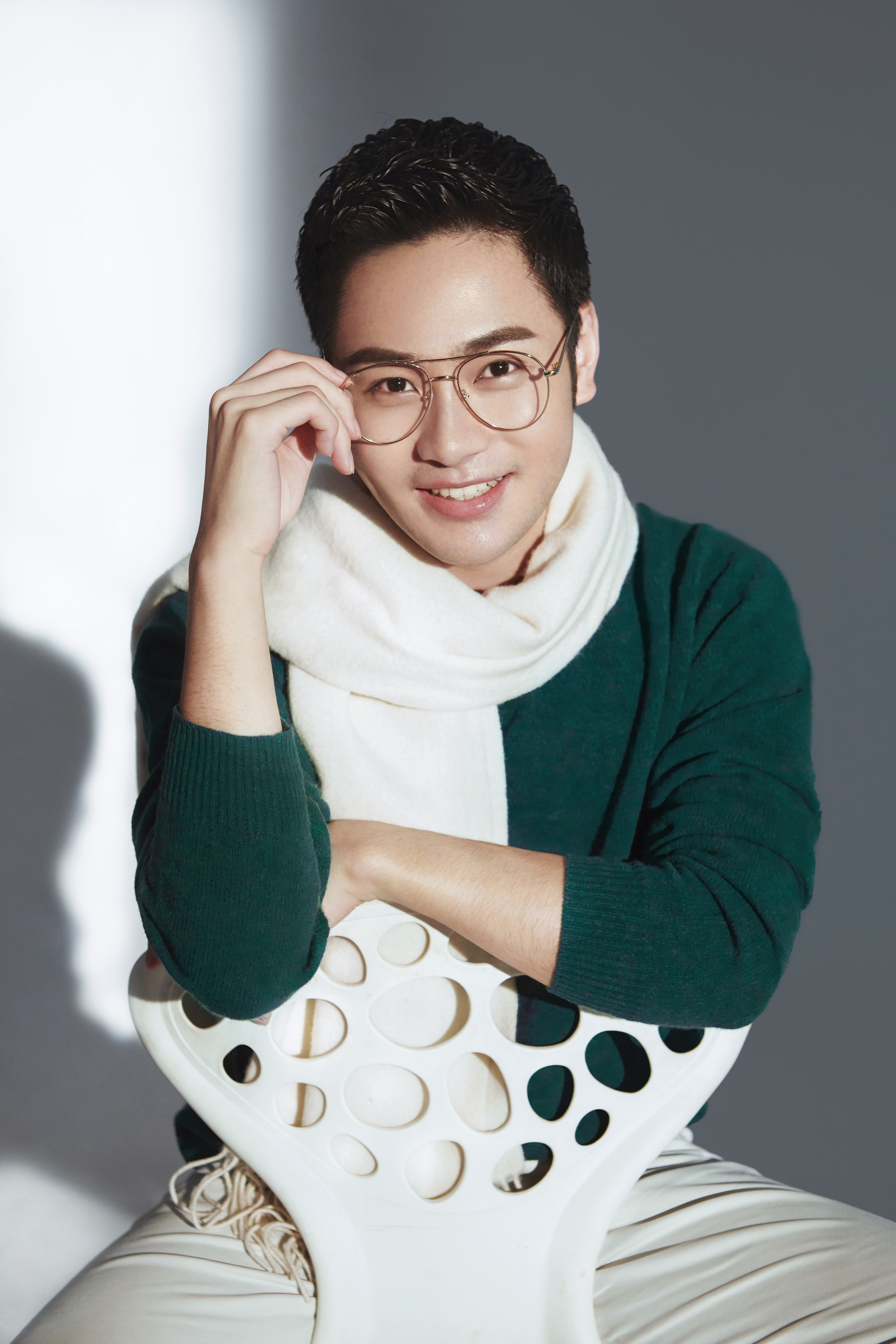 柴华,1994年9月13日出生于湖北省宜昌市,中国内地男演员,国家四级演员