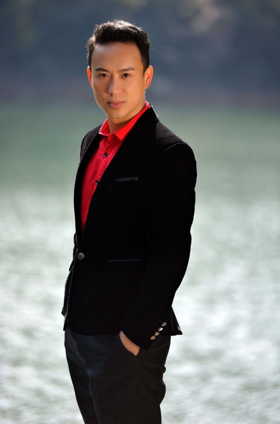  p data-id="gnvjvpko8v">闫巍,演员,1981年8月31日生,祖籍安徽,2003