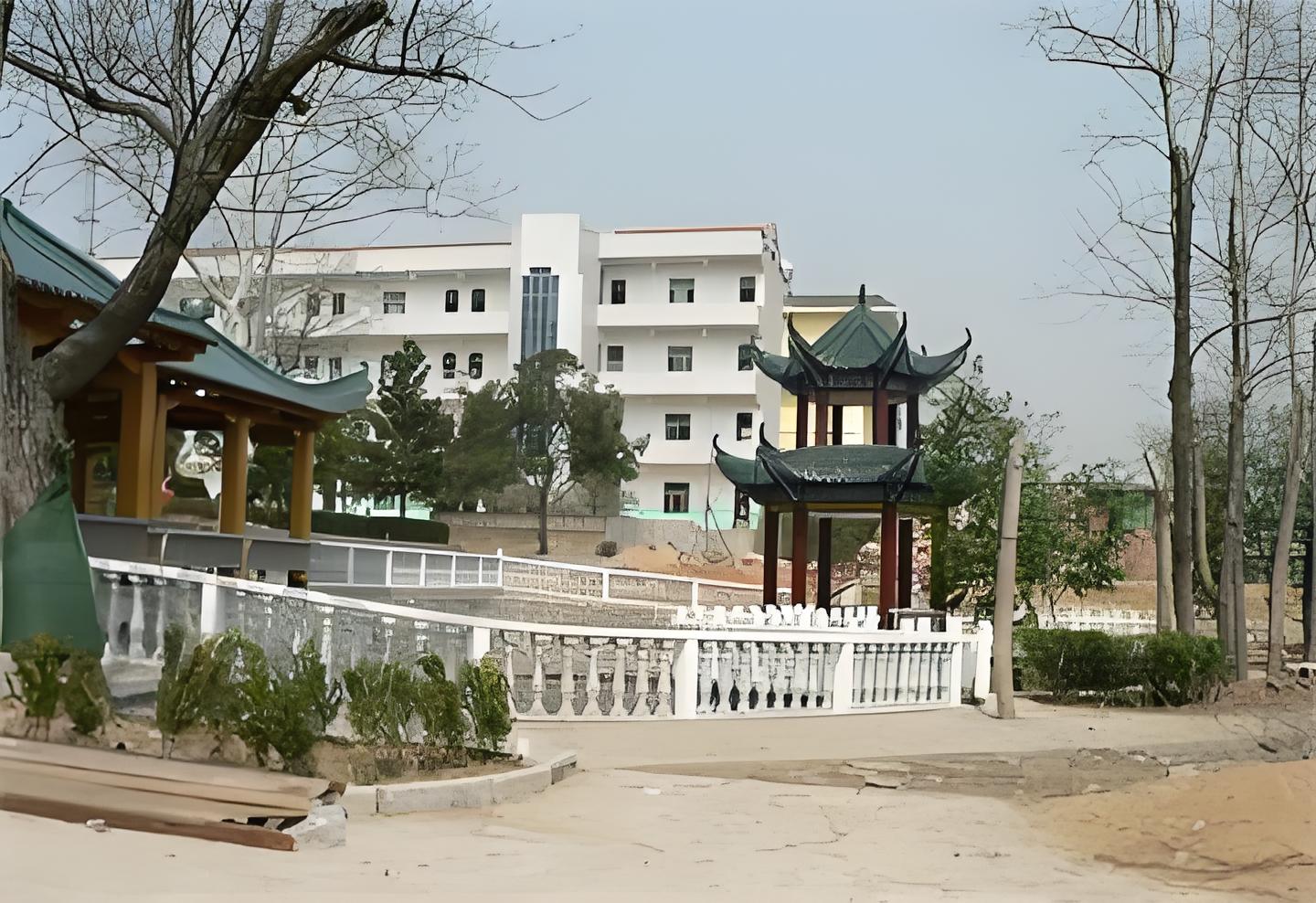 武汉市黄陂区第三中学