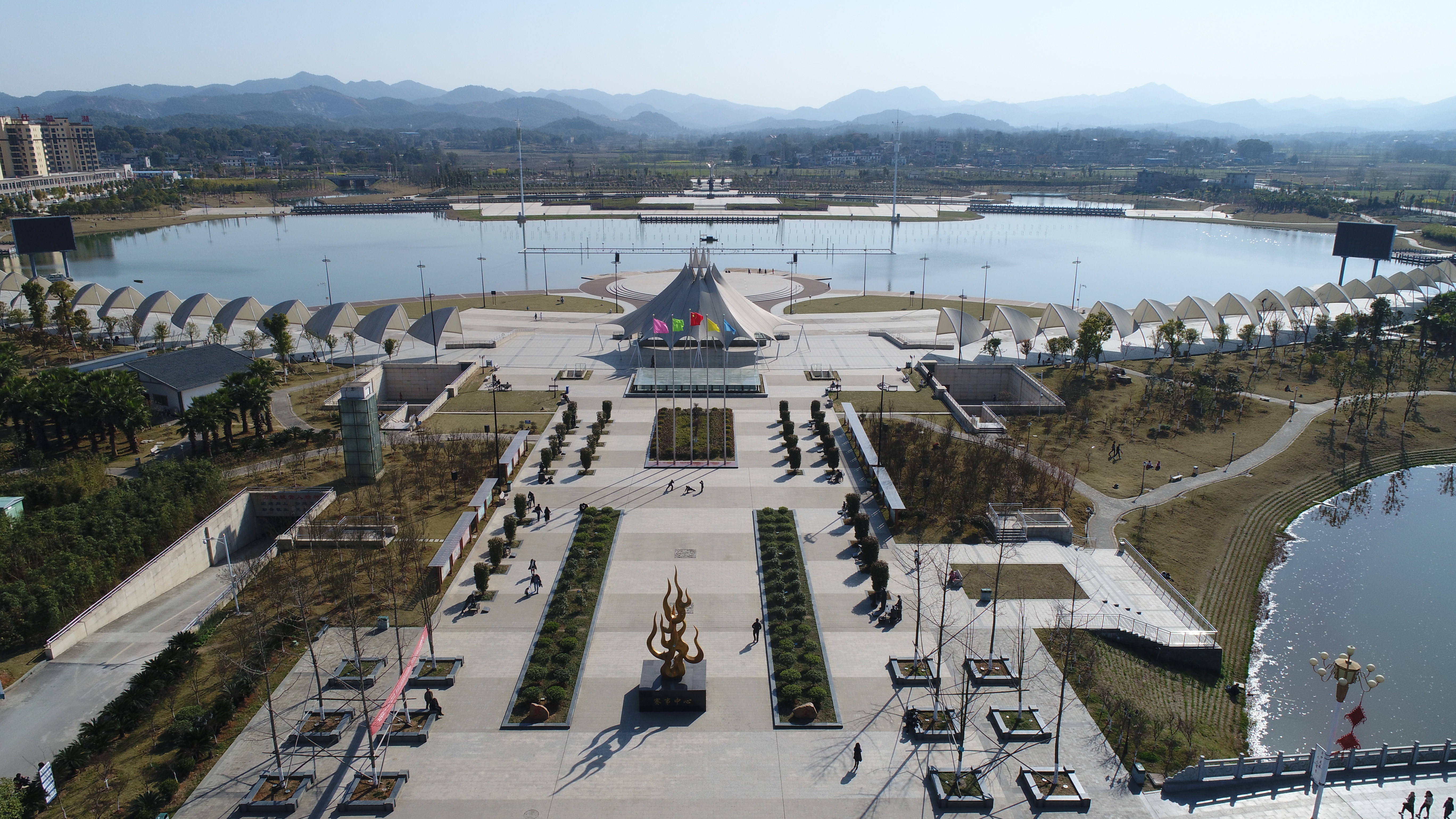 位于江西省宜春市 a target="_blank" href="/item/万载县/4914907"