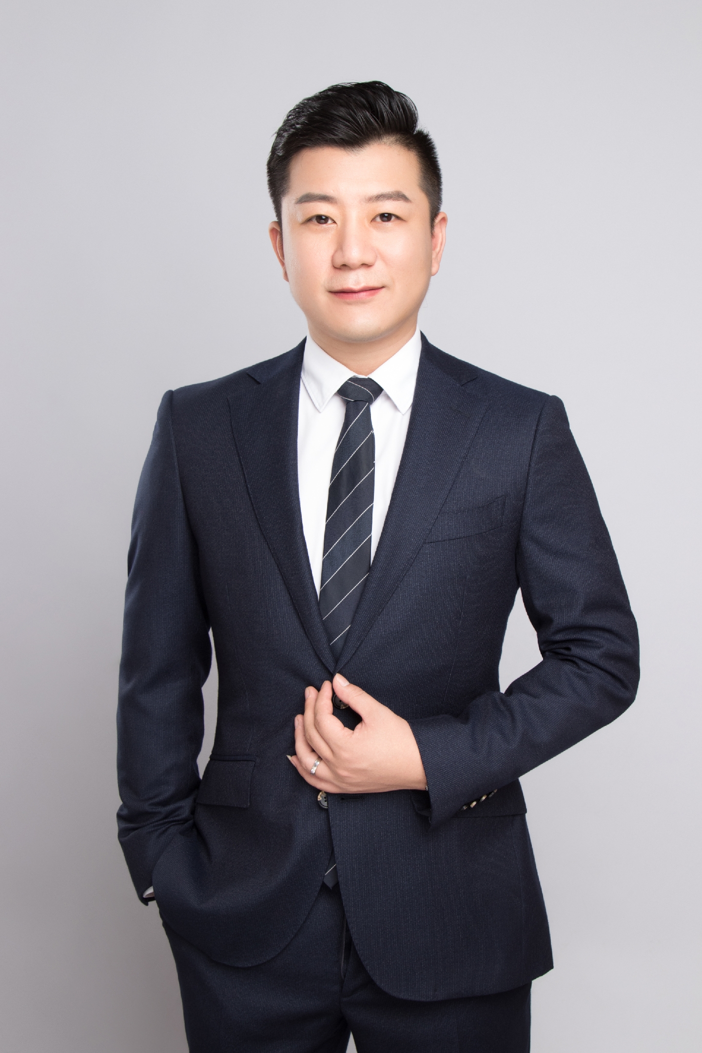 为不同阶段的亚马逊卖家提供初级孵化班,中高级全能班,突破精英班