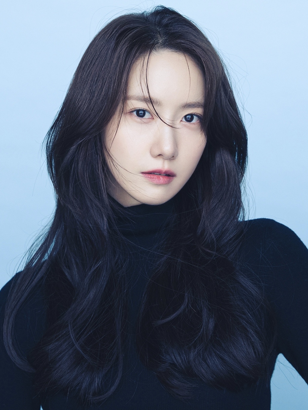  p>林允儿(yoona),1990年5月30日出生于韩国首尔永登浦区,韩国女歌手