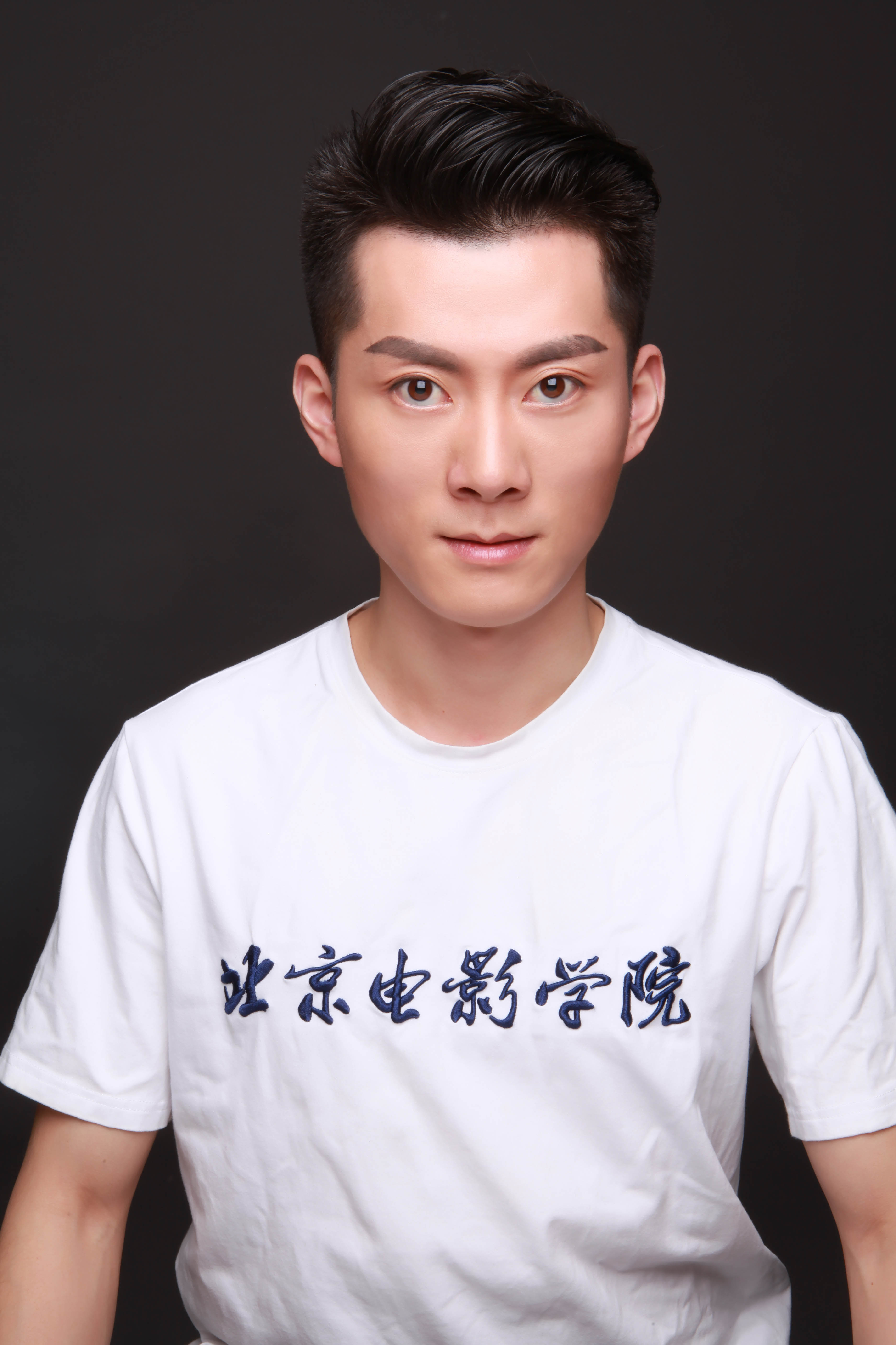 耿亢
