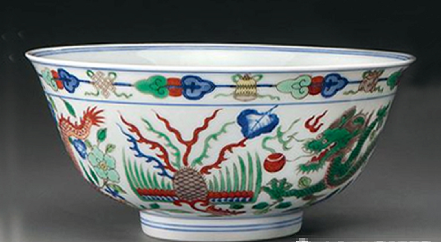 细说乾隆珐琅彩碗和不同地位的碗与壶_百科TA说