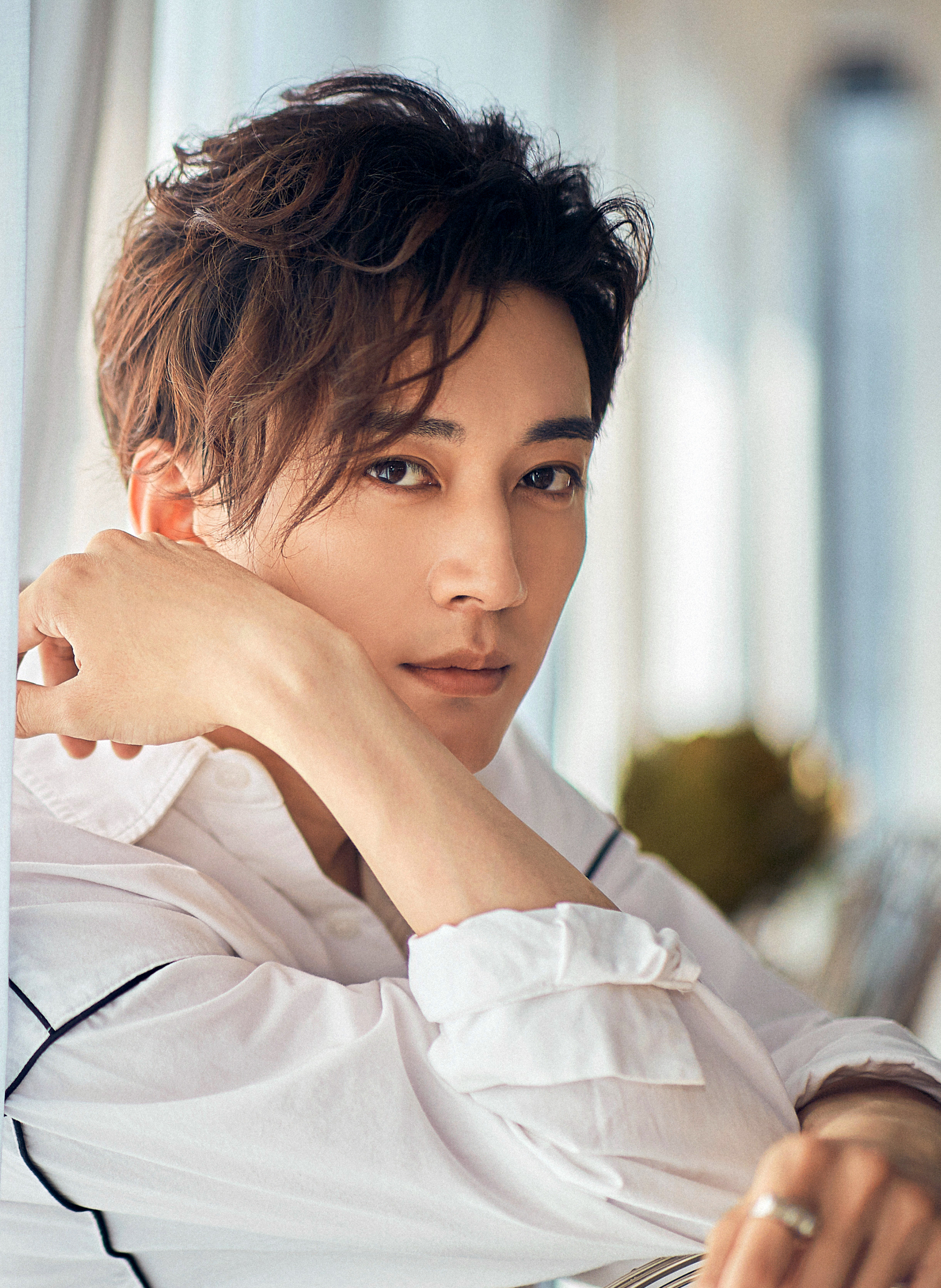 1990年7月6日出生于山东省青岛市,中国内地男演员,毕业于 a target="