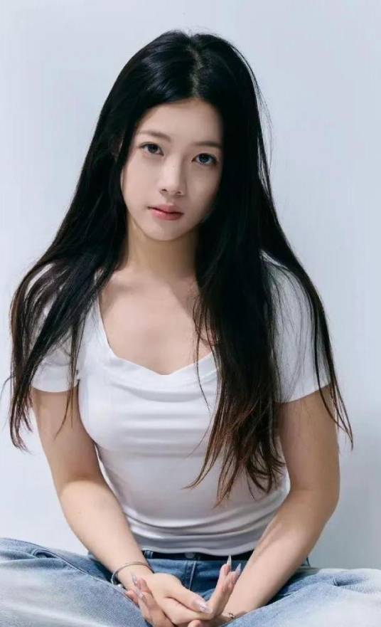 刘一诺（中国内地女演员）_百度百科