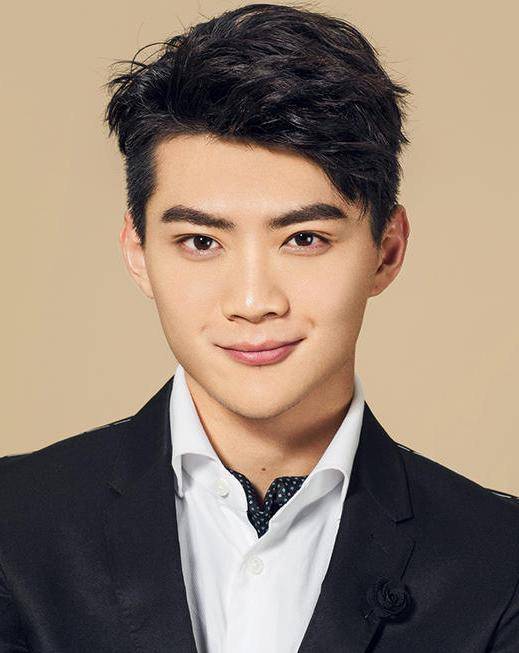 杨博潇_百度百科